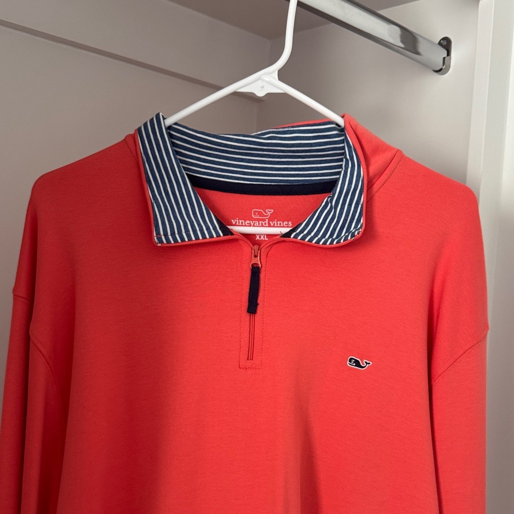 Vineyard Vines Men's Polo in Coral with Navy Striped Collar